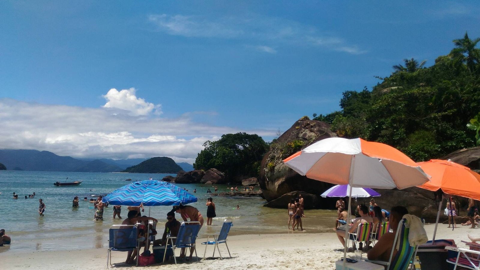 Vamos passar o dia e fazer um passeio de escuna em Ubatuba | Viagem 2.0